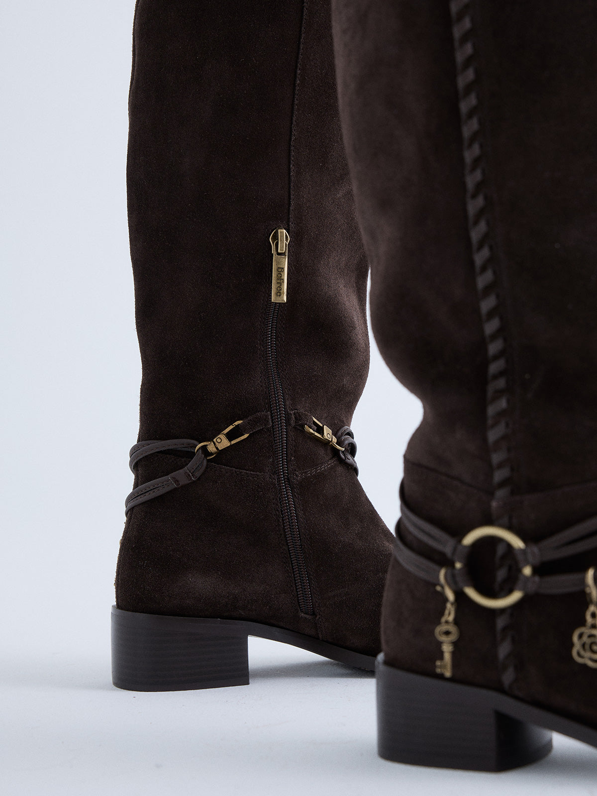 ANKA-317 SERRAJE BROWN