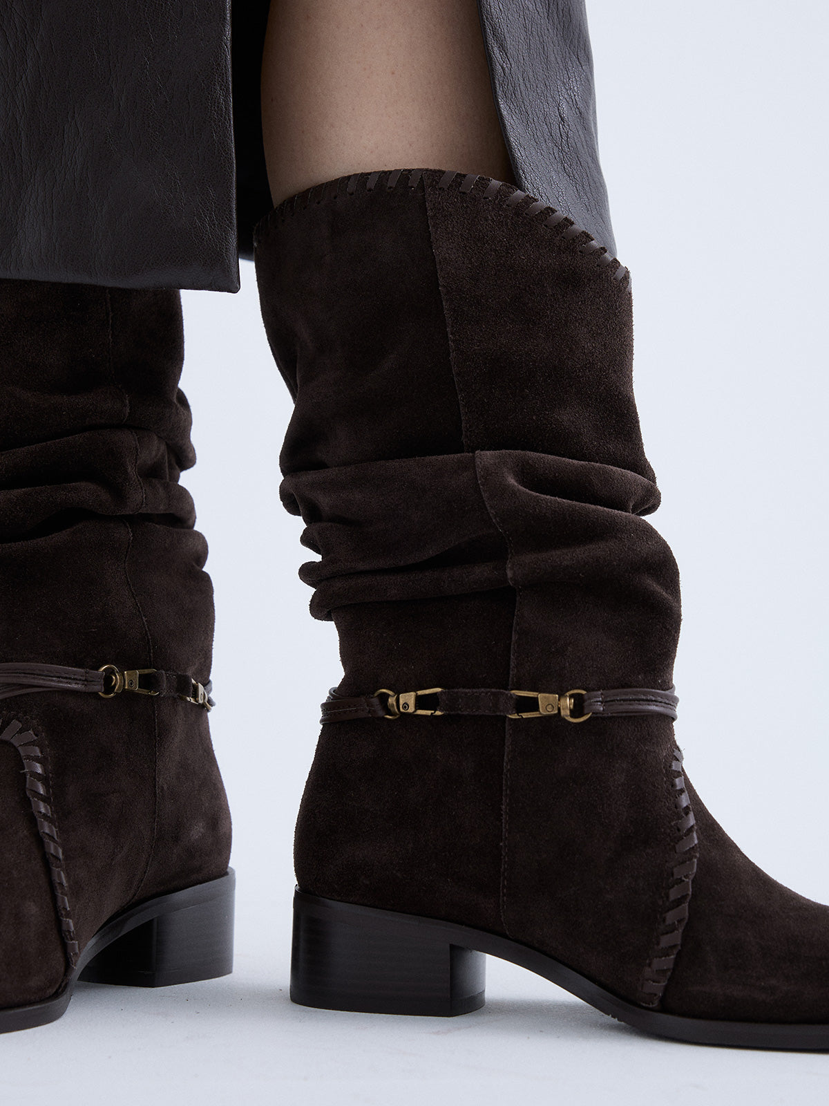 ANKA-318 SERRAJE BROWN