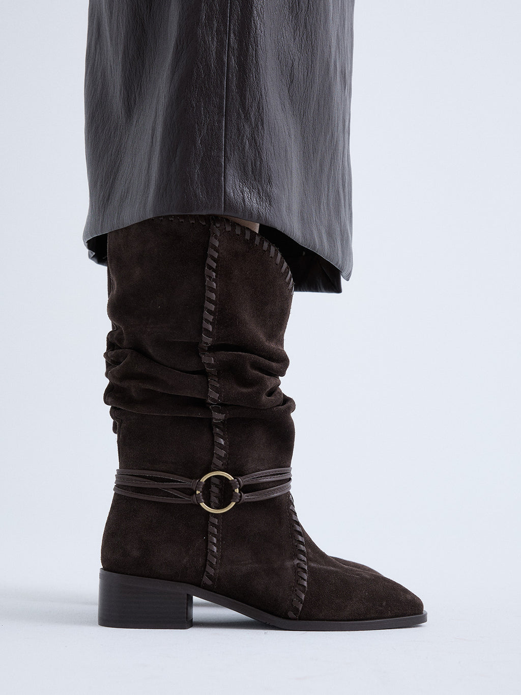 ANKA-318 SERRAJE BROWN