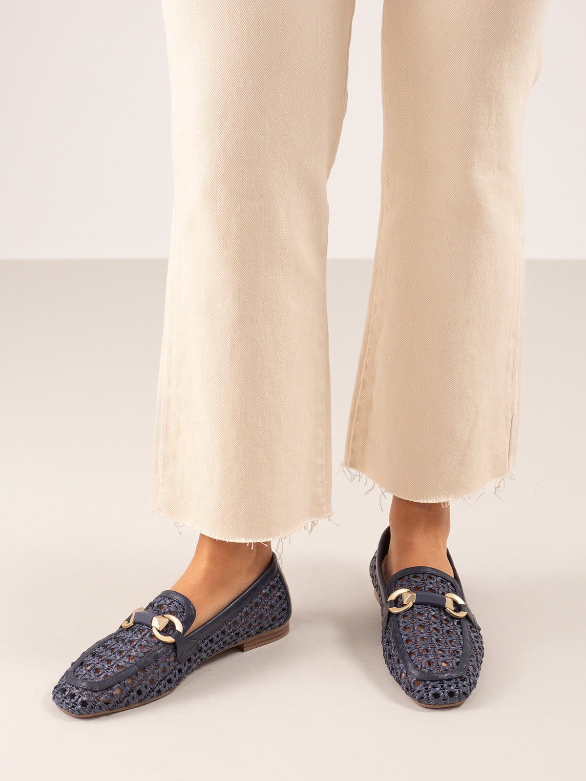 ANNE-1579 LEATHER BLUE