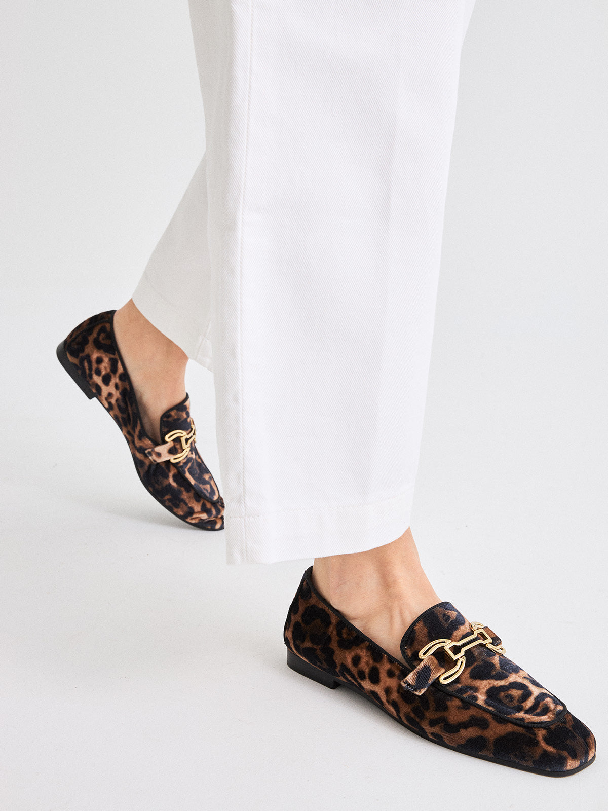 ANNE-2536 VELVET LEOPARD