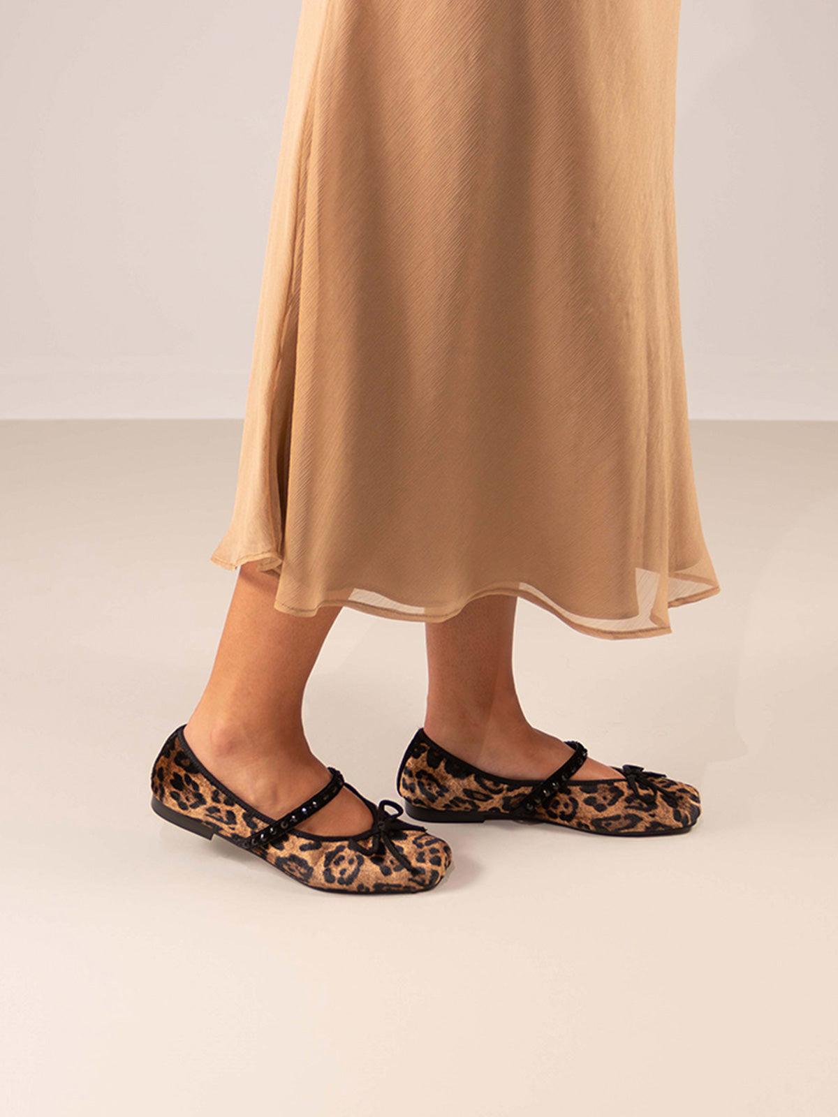 CELIA-200 VELVET LEOPARD