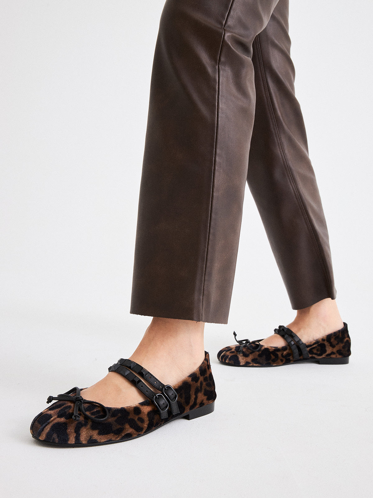 CELIA-2535 VELVET LEOPARD