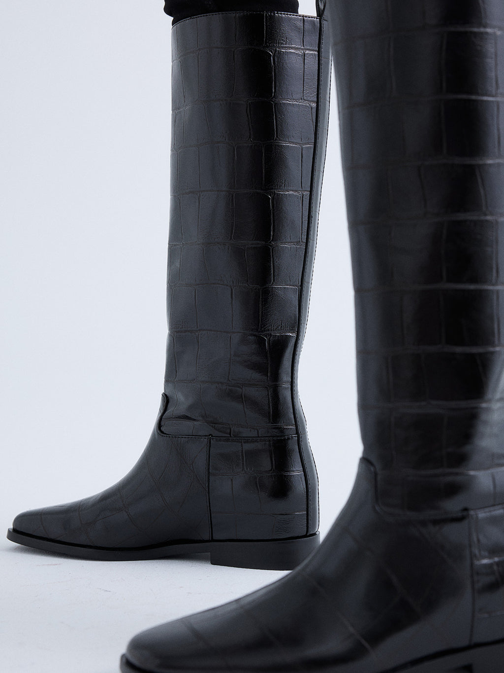 IRIA-1503 CROCO BLACK