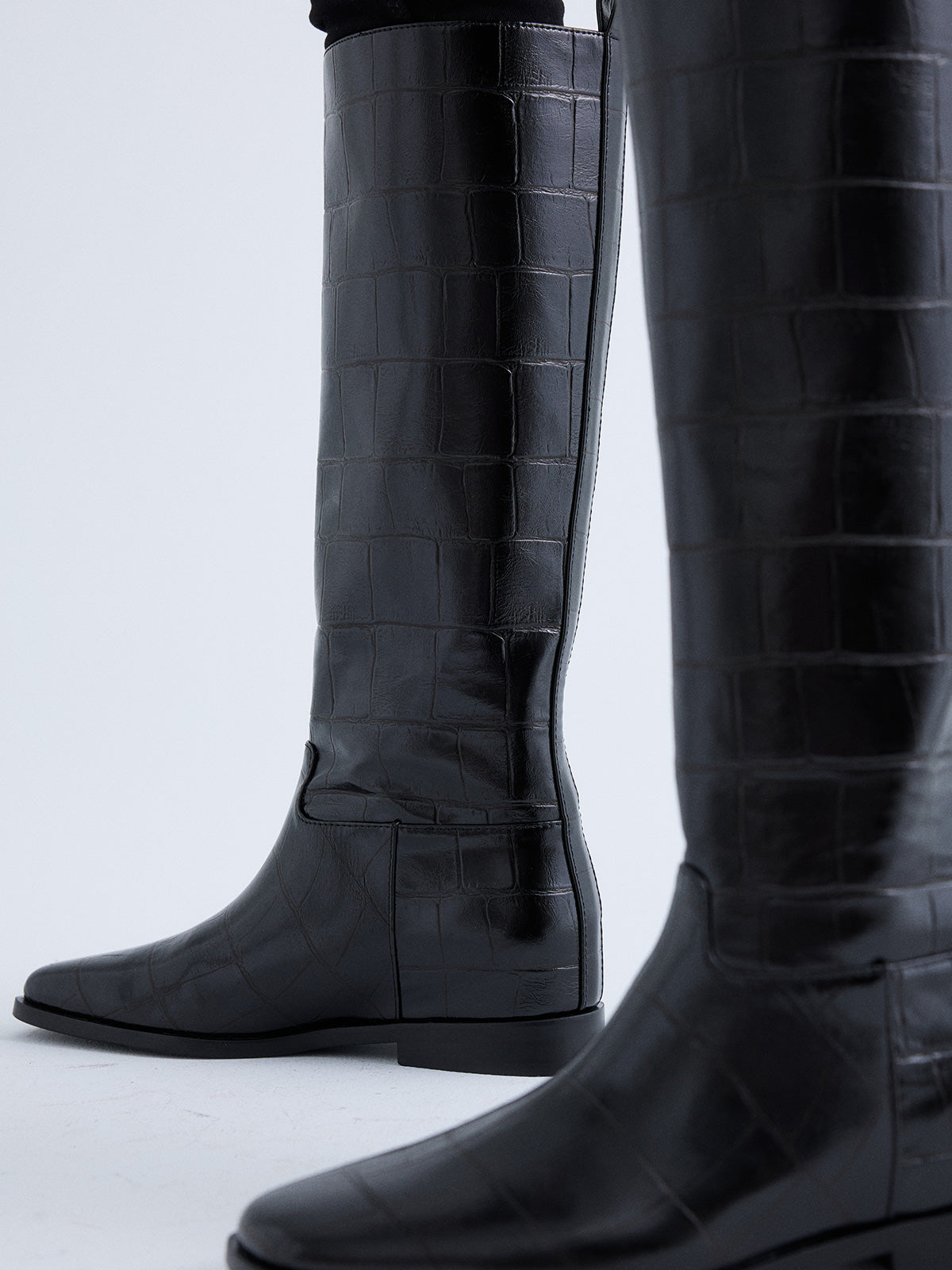 IRIA-1503 CROCO BLACK