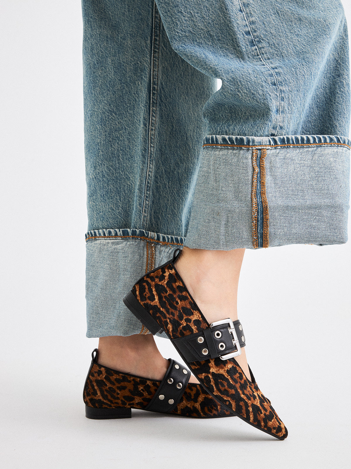 MIA-2527 LEATHER LEOPARD