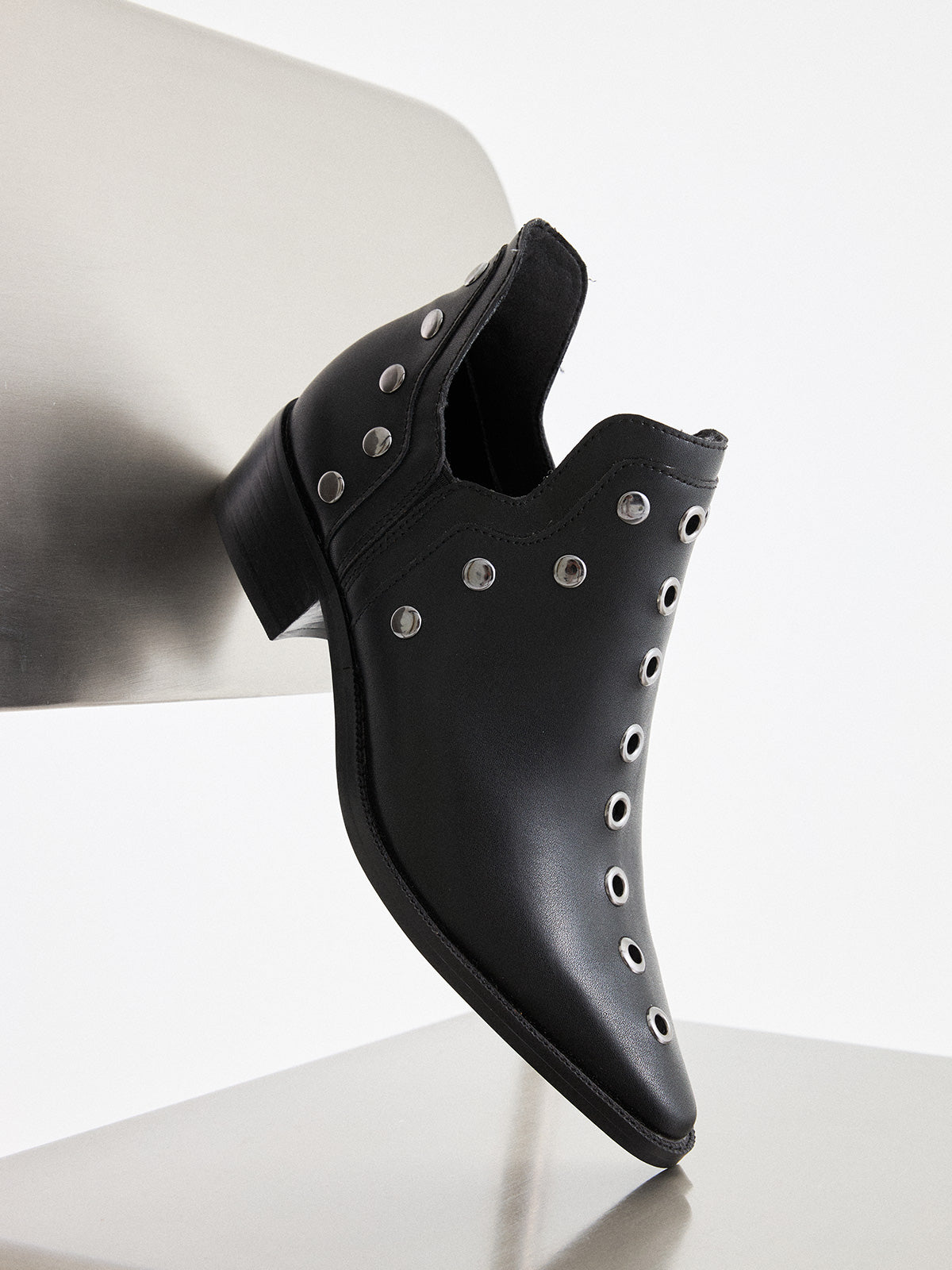 MILAN-01 LEATHER BLACK