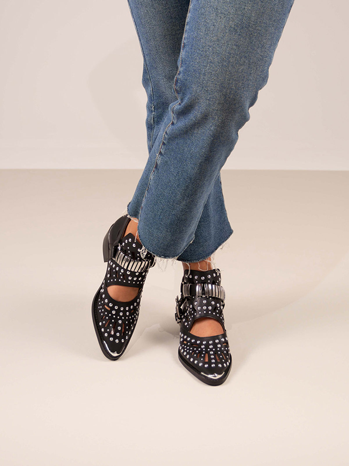 MILAN-018 LEATHER BLACK