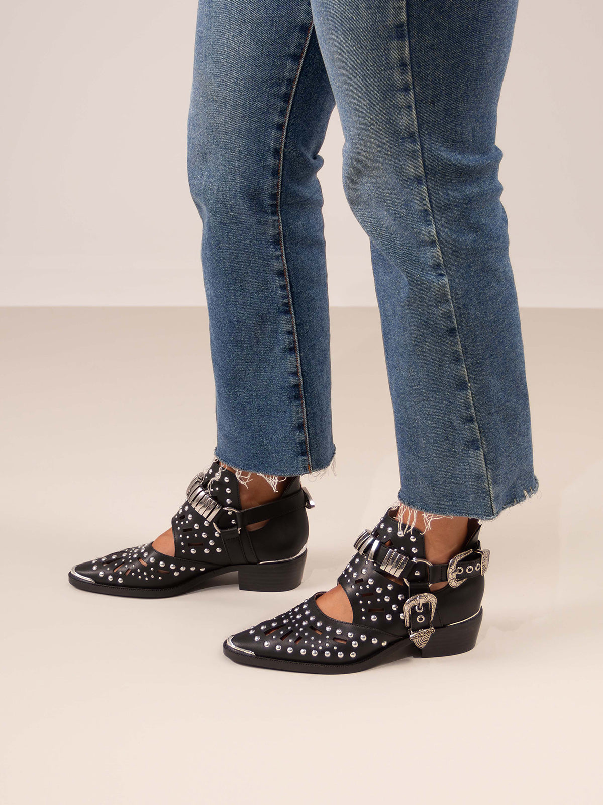 MILAN-018 LEATHER BLACK