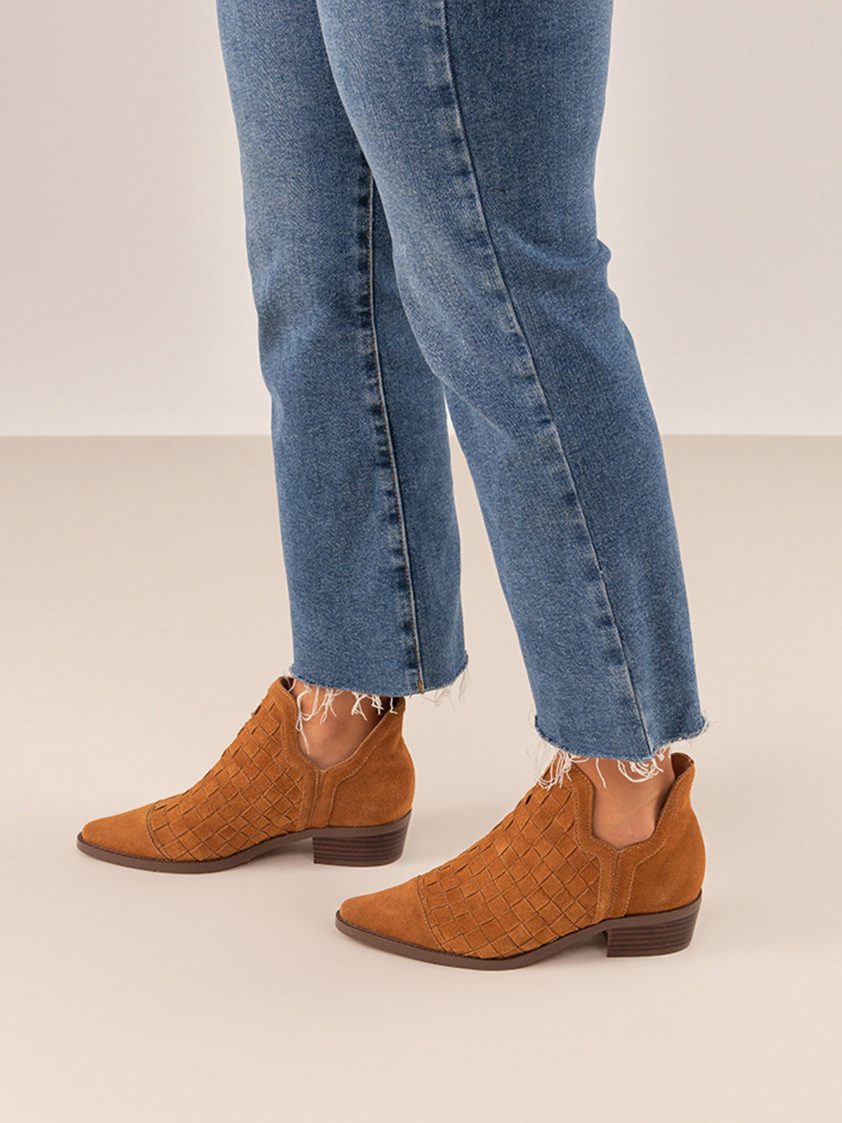 MILAN-02 SUEDE TAN