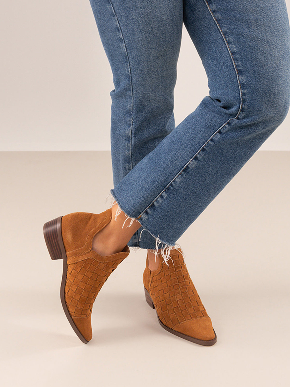 MILAN-02 SUEDE TAN