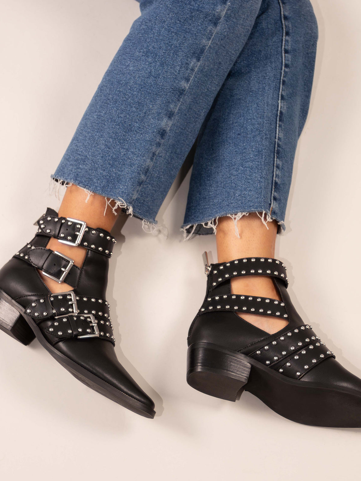 MILAN-020 LEATHER BLACK