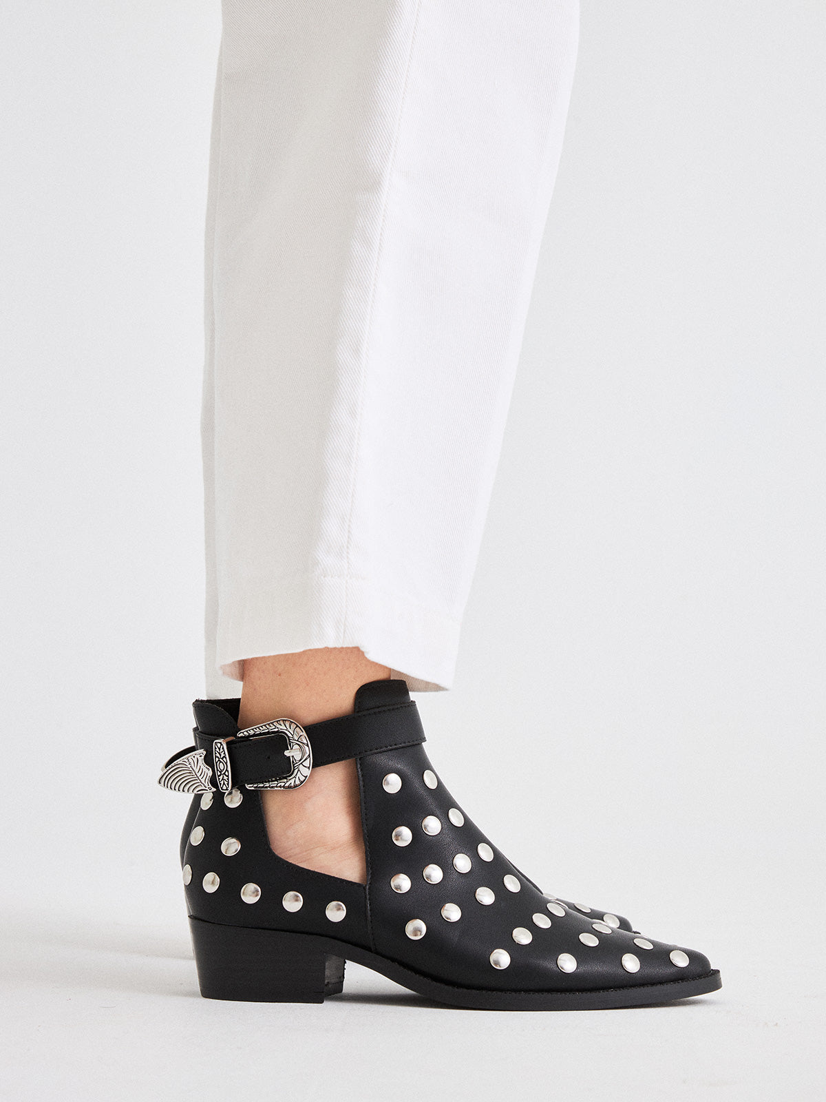 MILAN-027 LEATHER BLACK SILVER