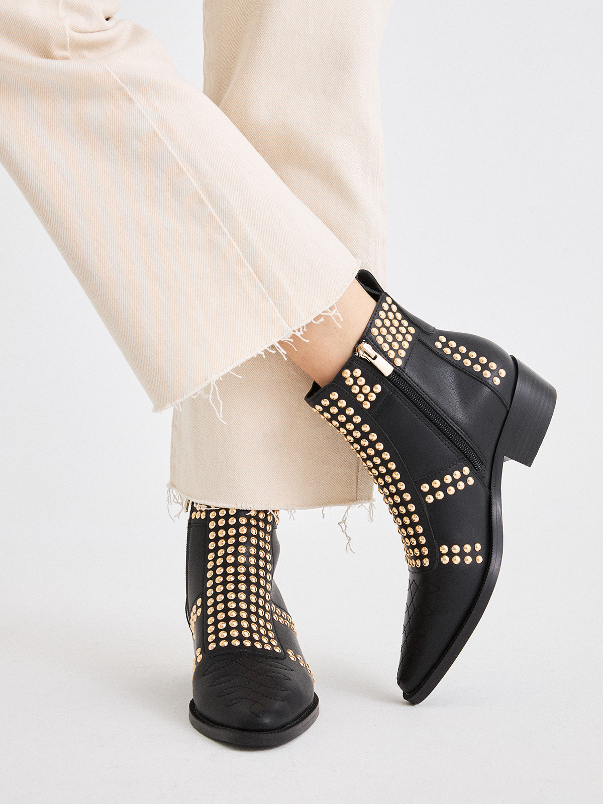 MILAN-031 LEATHER BLACK GOLD