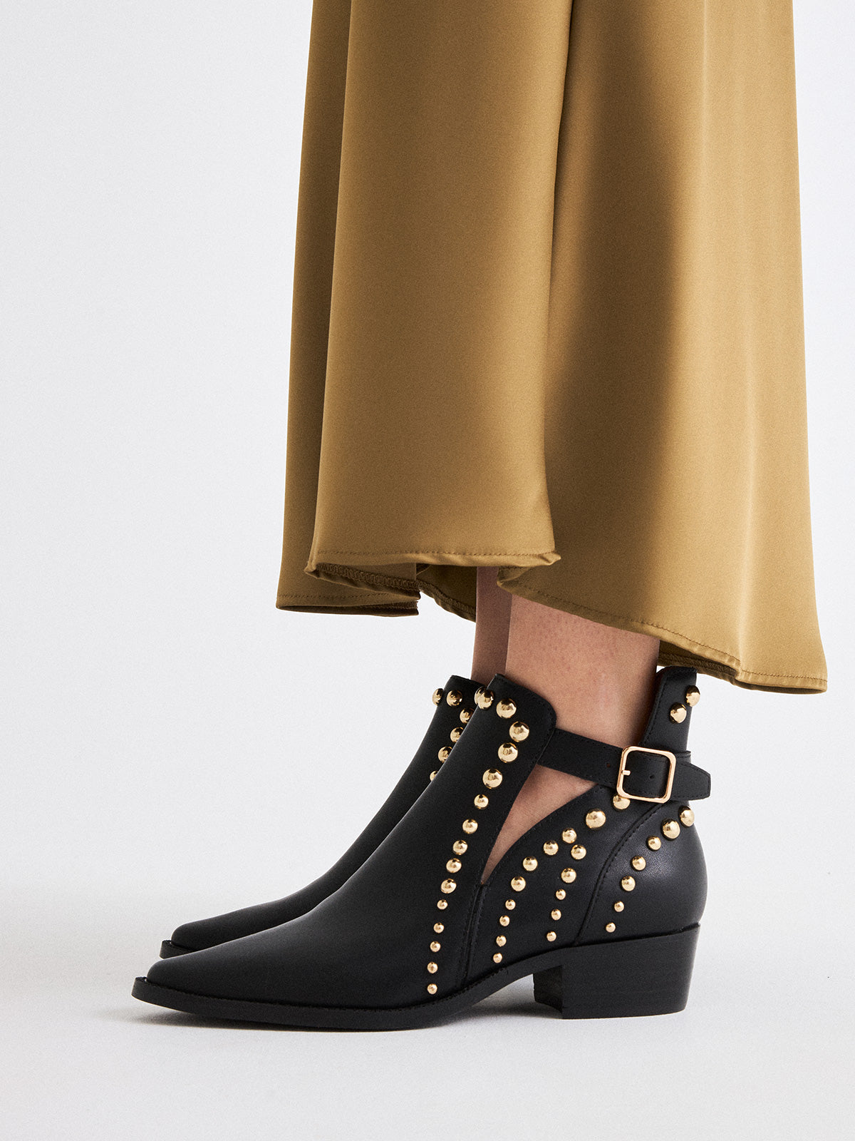 MILAN-032 LEATHER BLACK GOLD