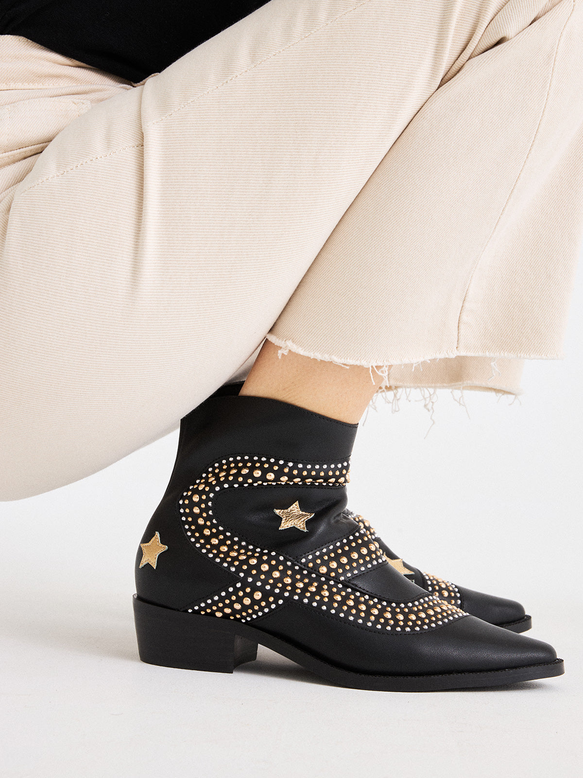 MILAN-043 LEATHER BLACK