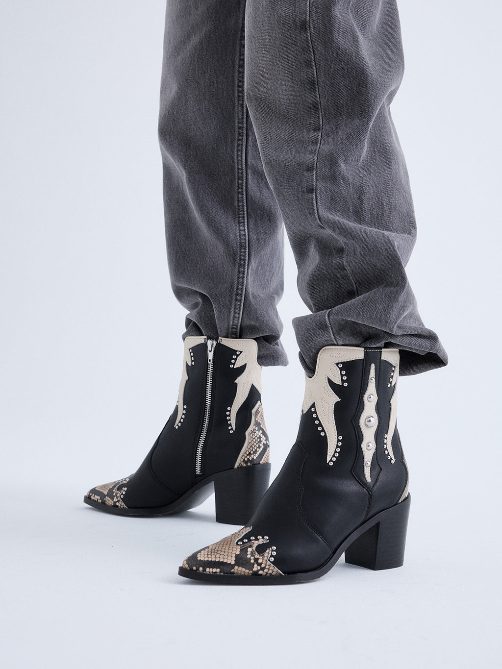NAPOLES-024 LEATHER BLACK