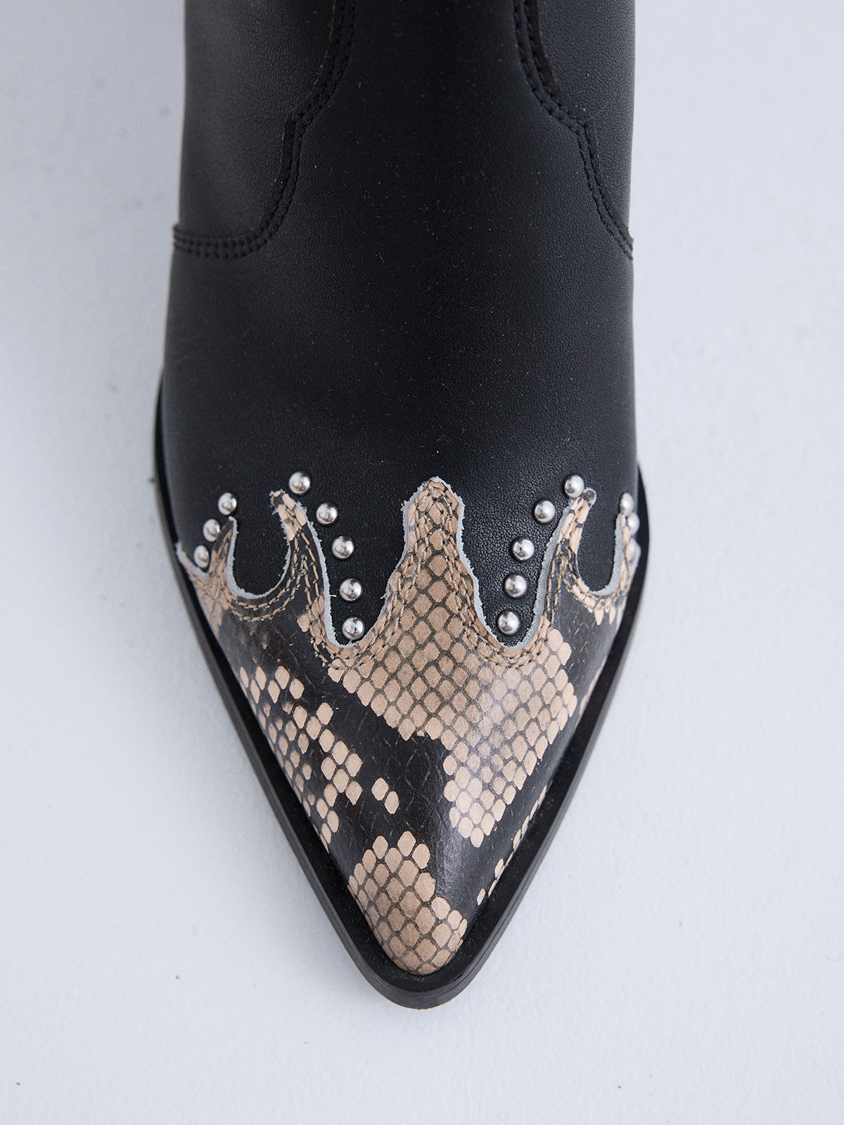 NAPOLES-024 LEATHER BLACK