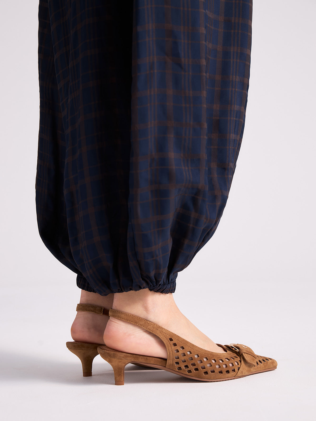 NINA-3381 ANTE CAMEL