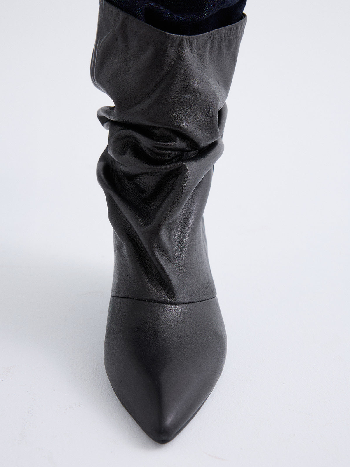 RITA-068 LEATHER BLACK