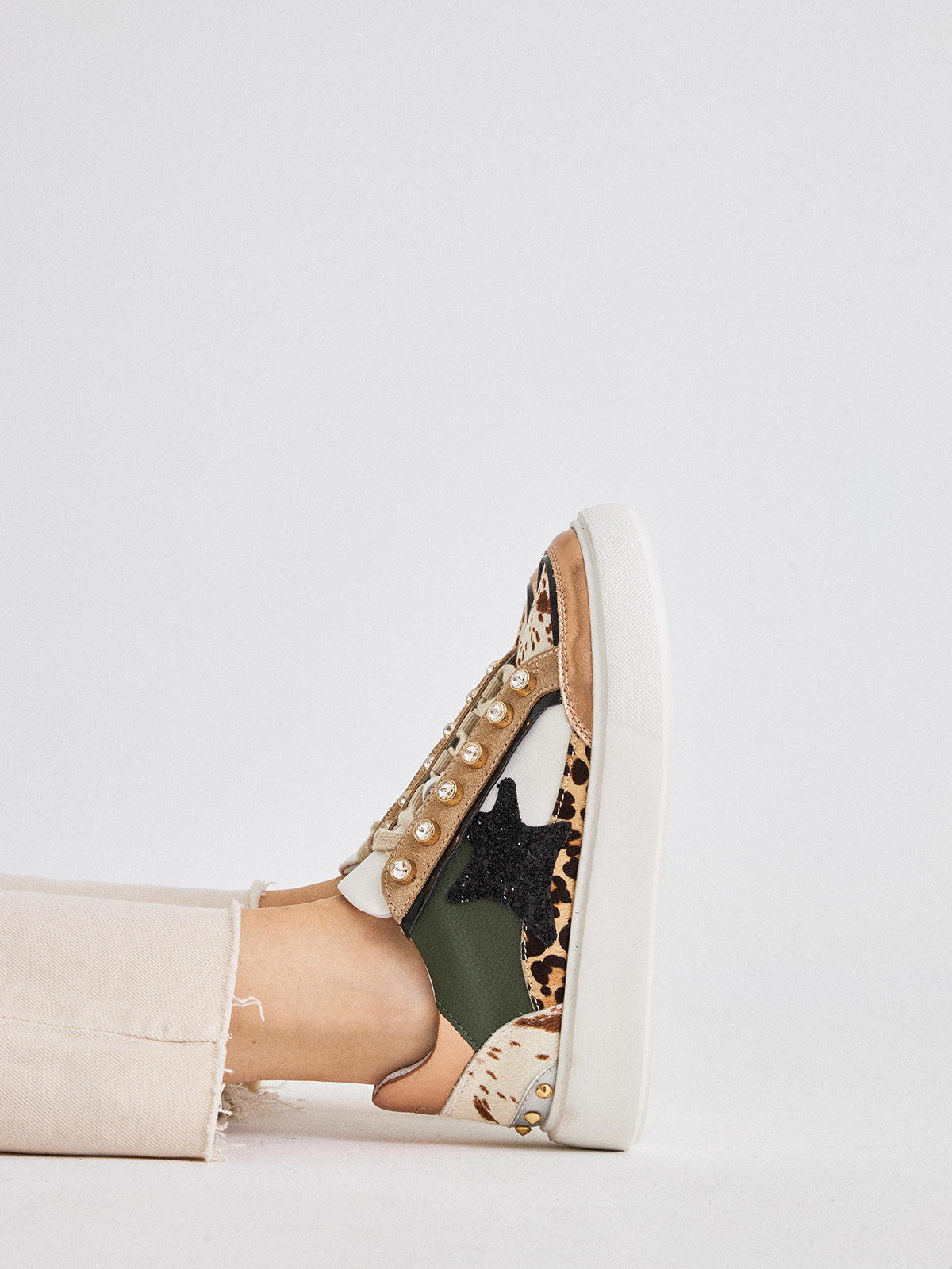 STAR-61 LEOPARD WHITE GREEN