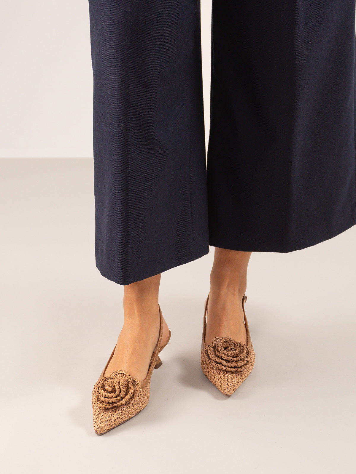 VALENTINA-1637 RAFFIA CAMEL