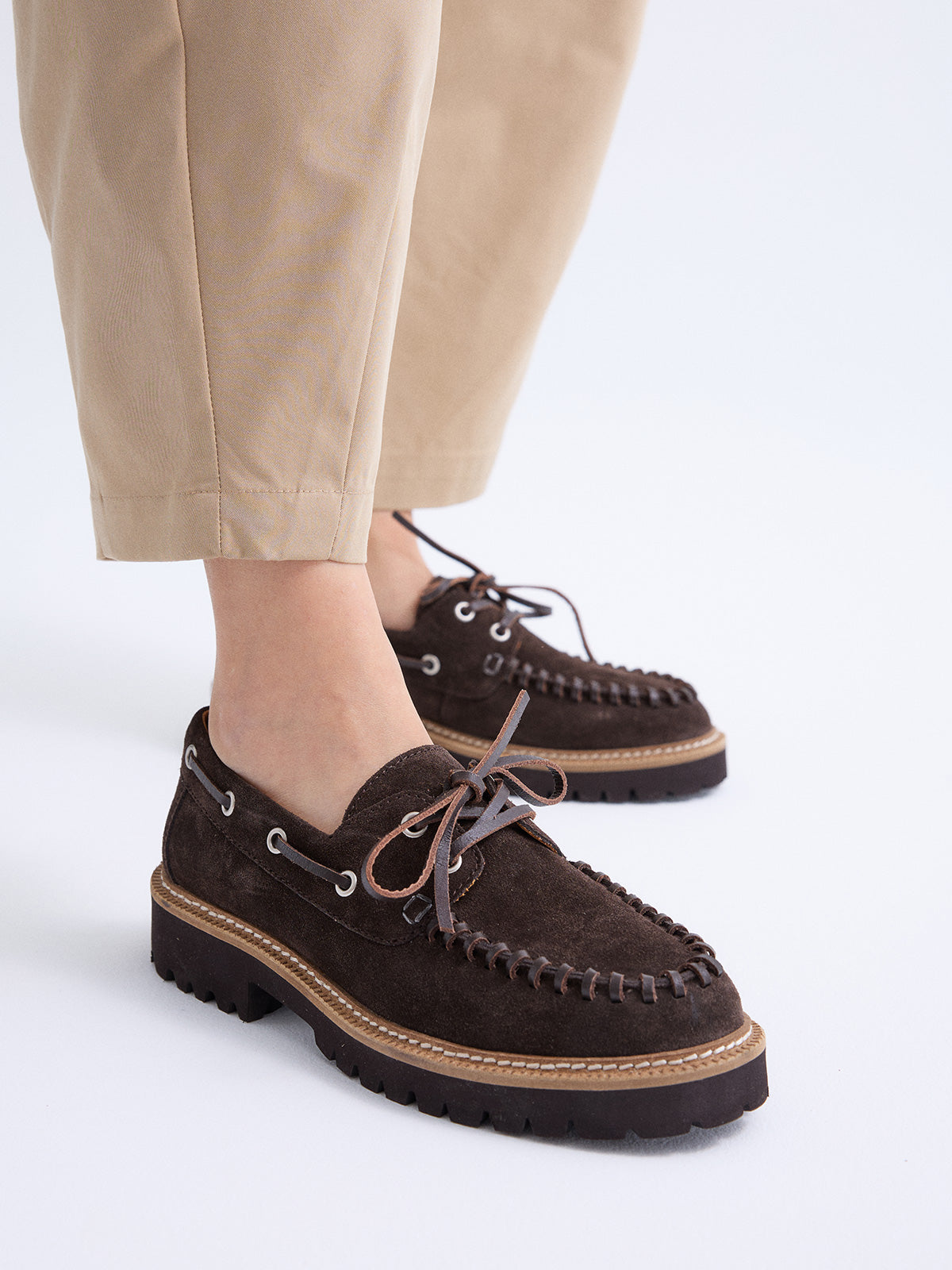 VELA-11 SUEDE CHOCOLATE