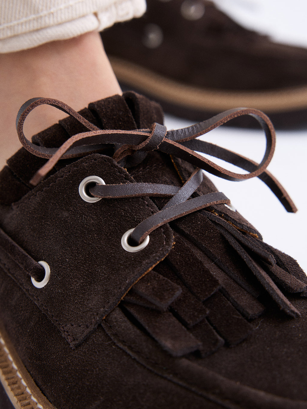 VELA-12 SUEDE CHOCOLATE