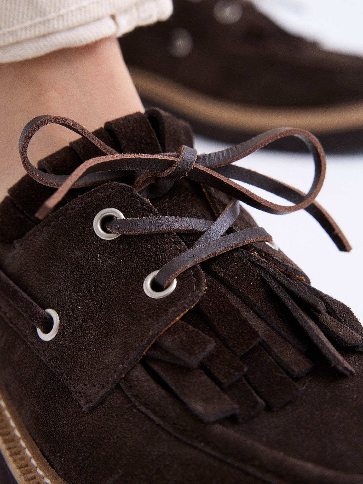 VELA-12 SUEDE CHOCOLATE