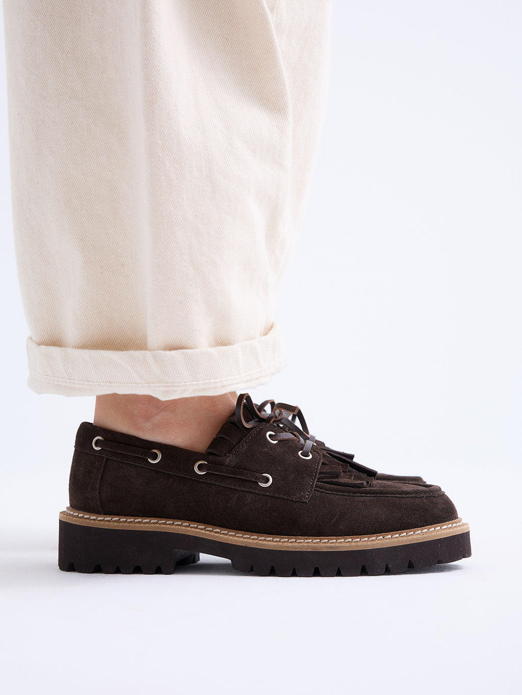 VELA-12 SUEDE CHOCOLATE