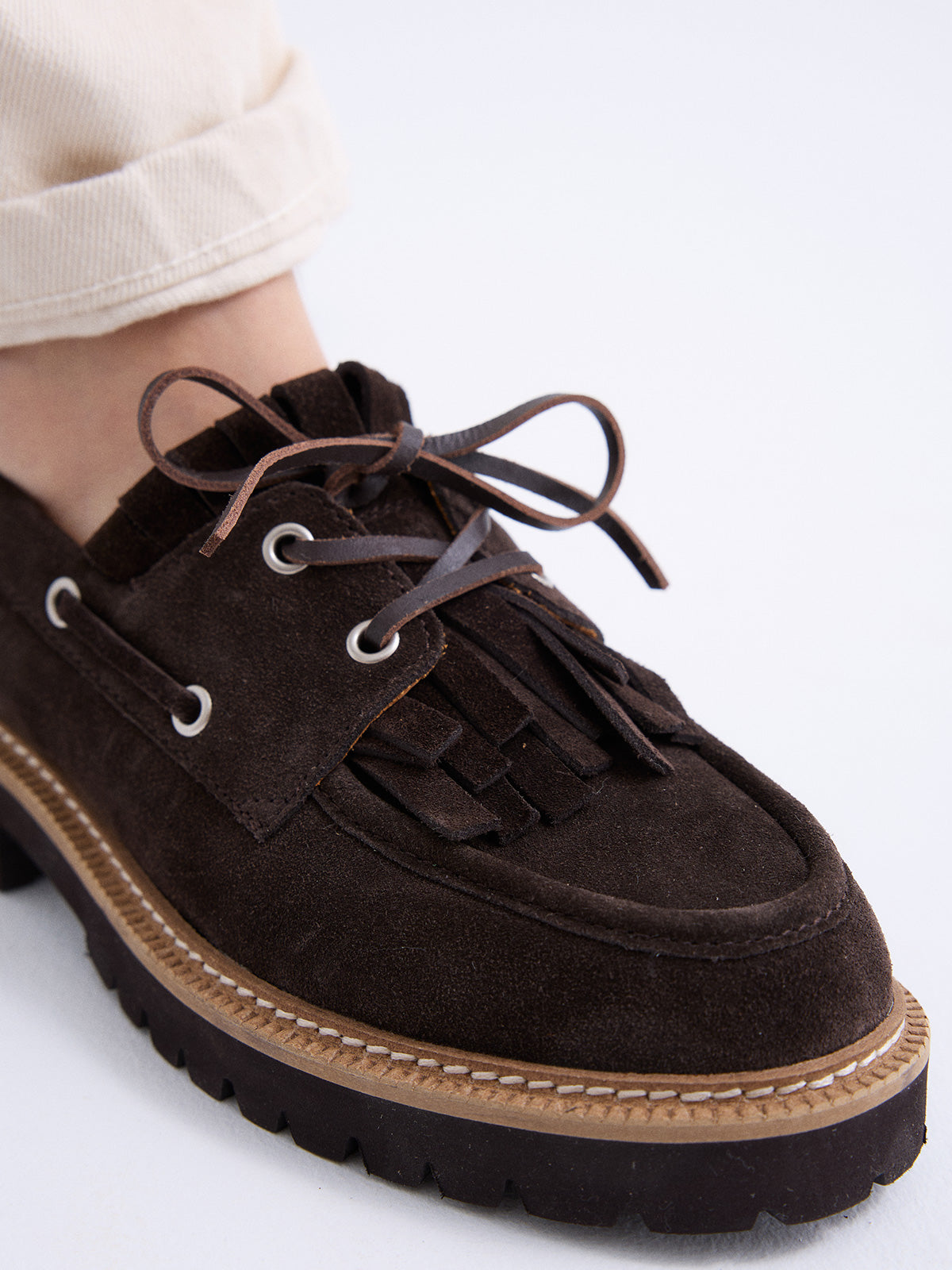 VELA-12 SUEDE CHOCOLATE