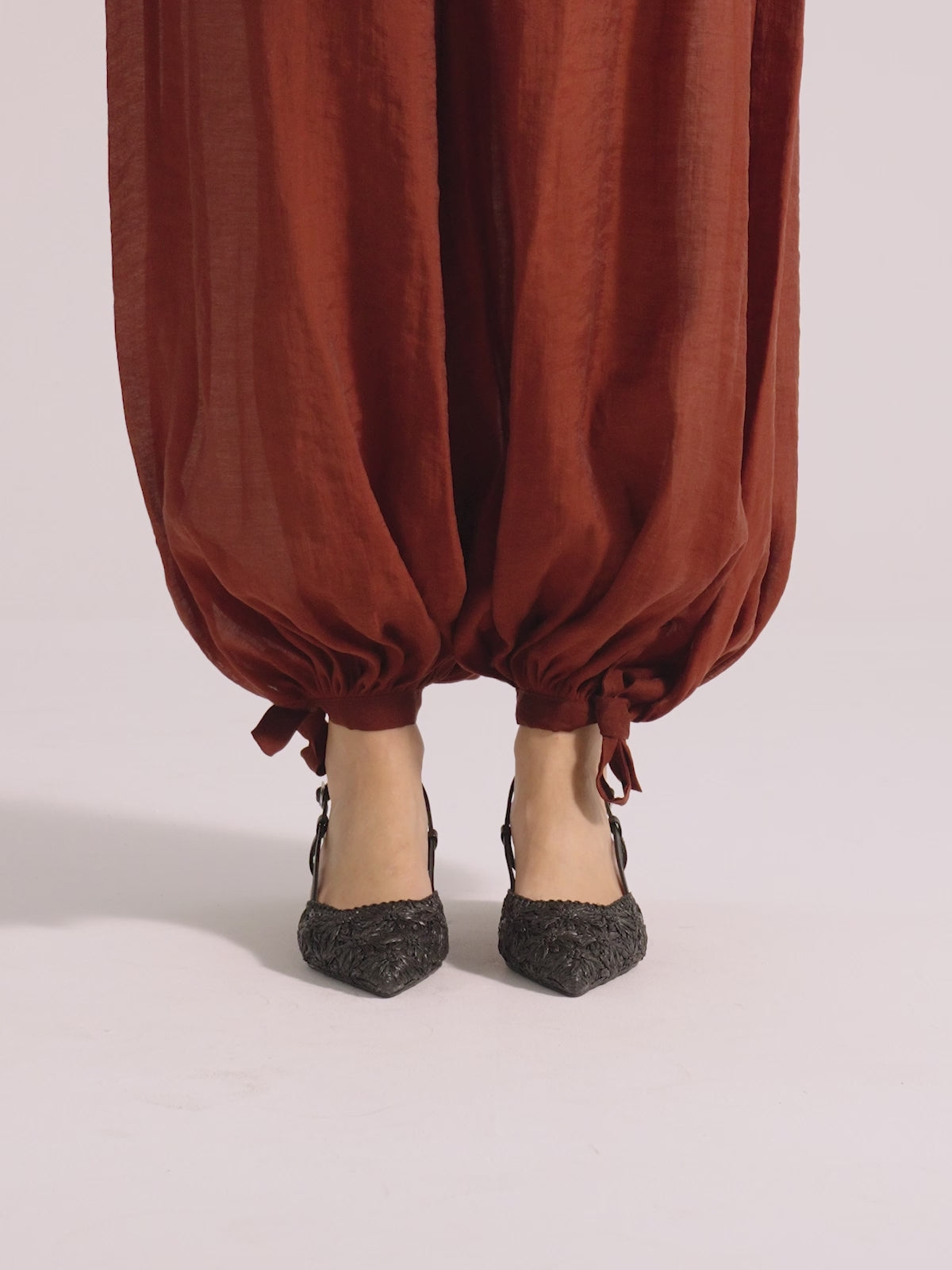 LEA-3630 RAFFIA BLACK