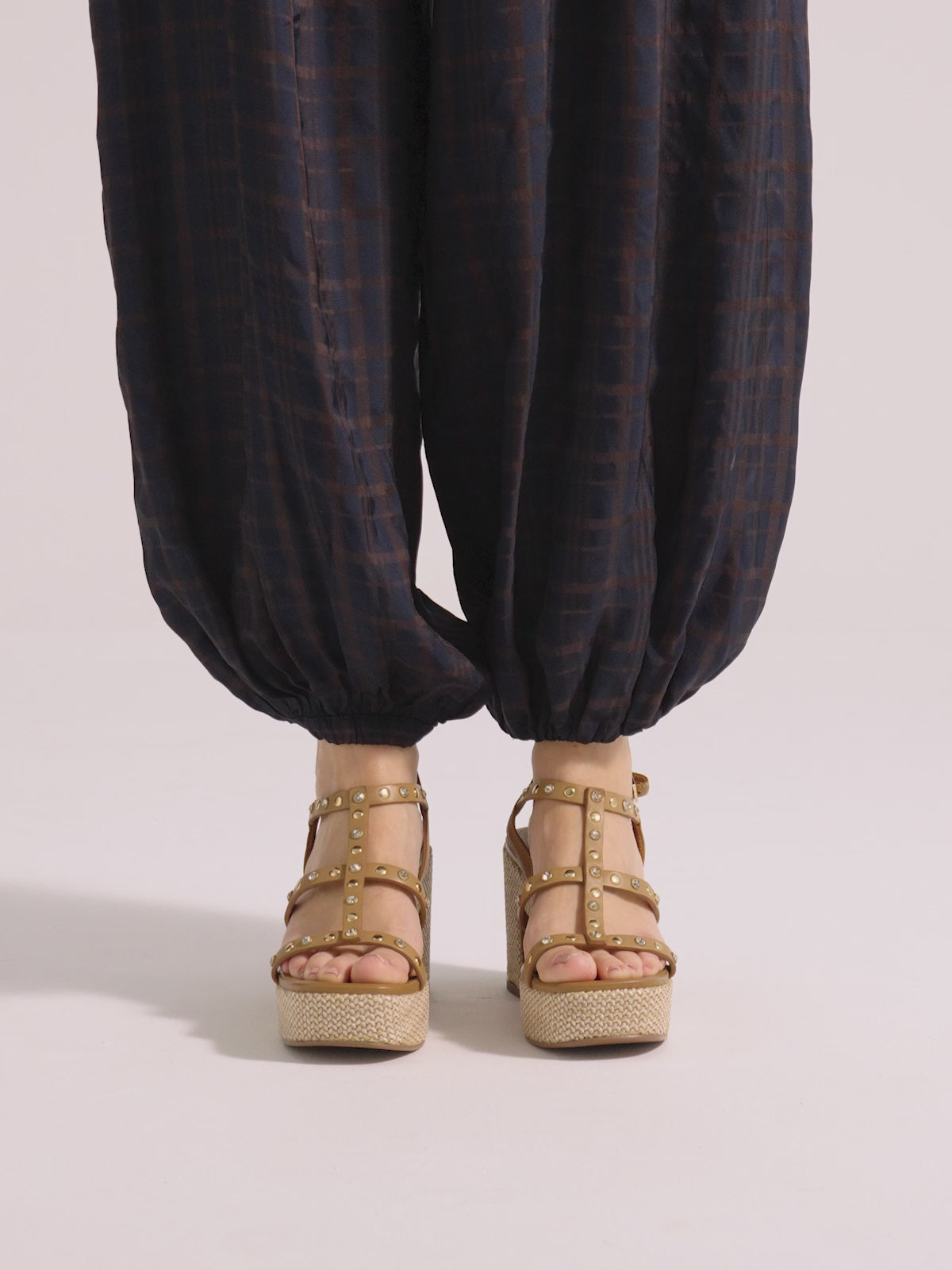 LIA-3820 LEATHER CAMEL